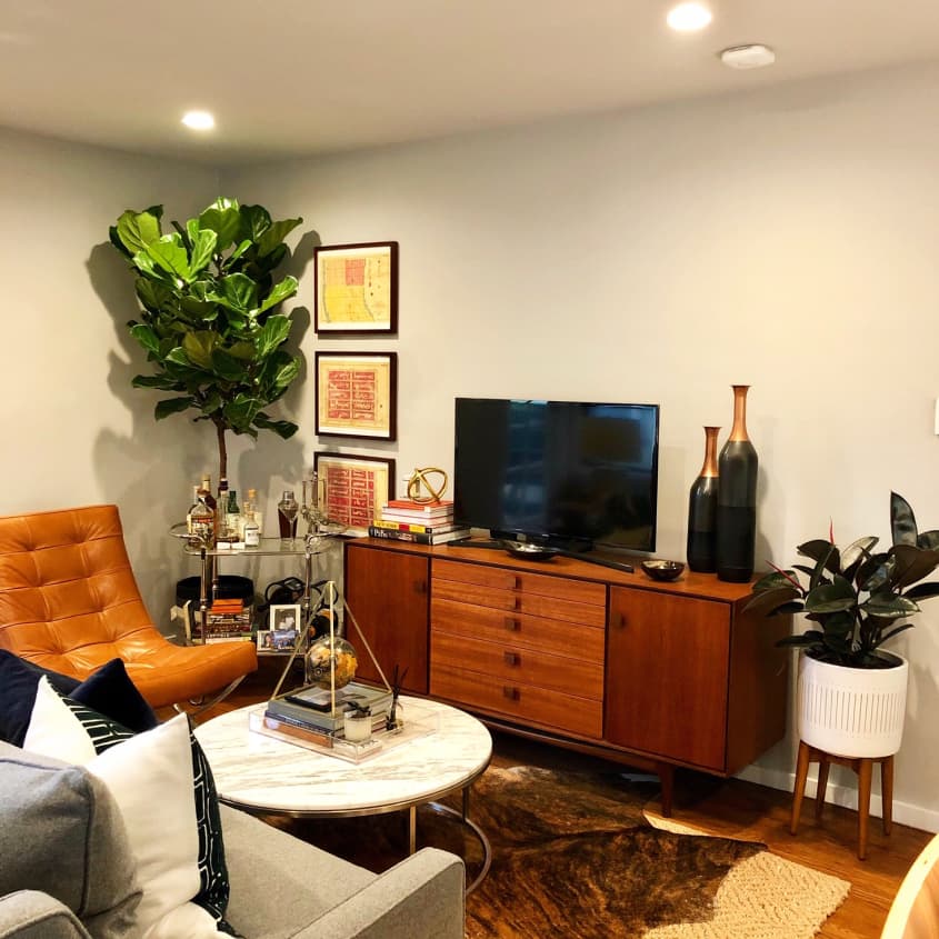 Small Condo New Traditional Decor Style Inspiration | Apartment Therapy